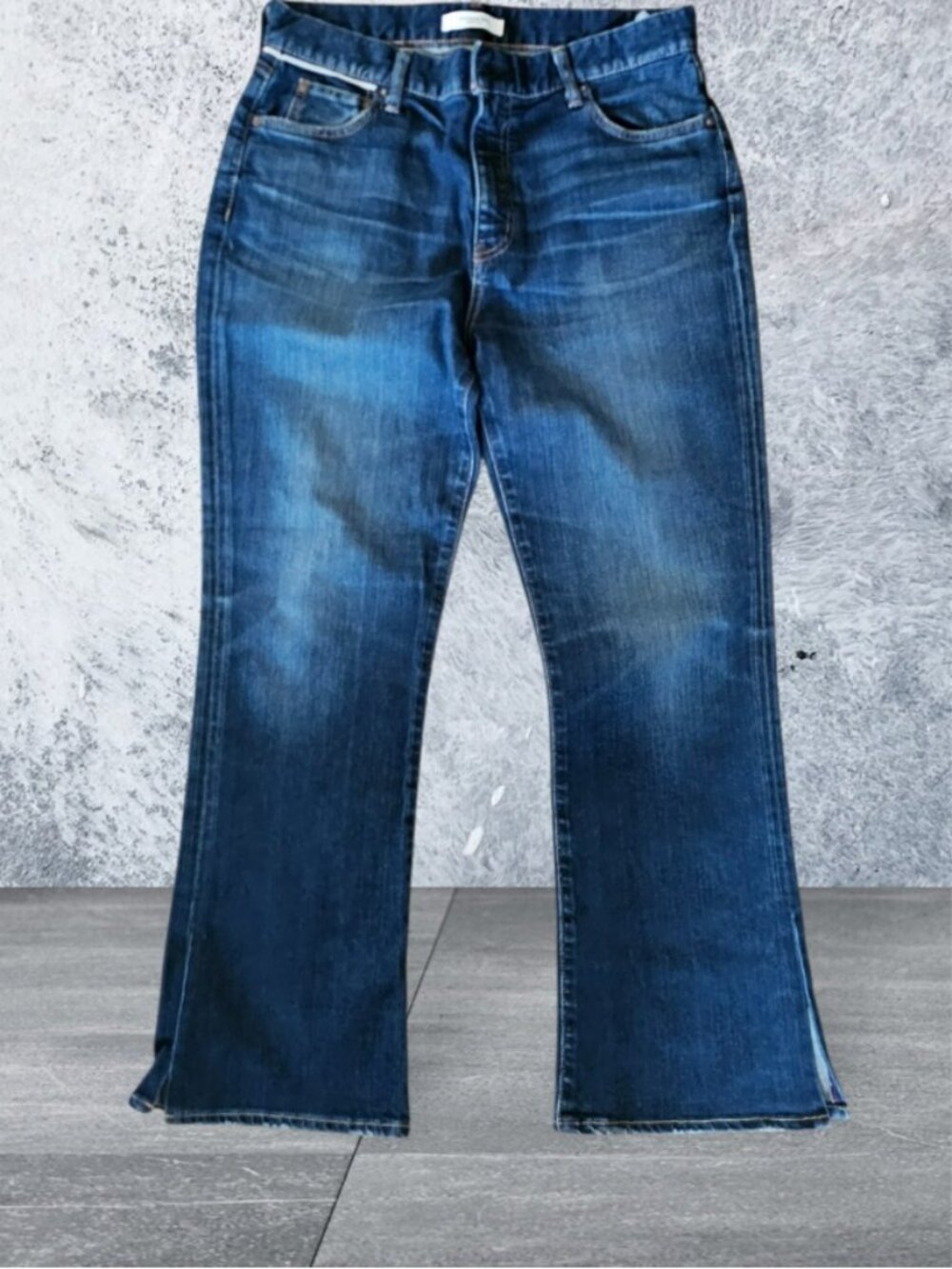 Moussy Vintage SABA Flare Jeans Women’s Size 29 Dark Wash Raw Hem Made in Japan